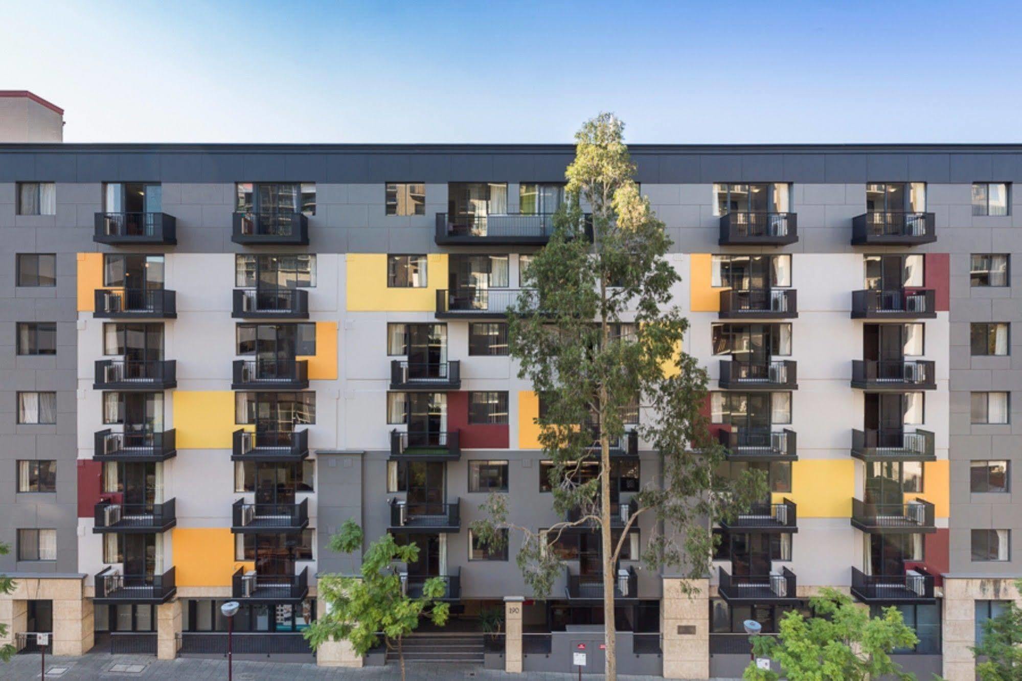 Mont Clare Boutique Apartments Περθ Εξωτερικό φωτογραφία